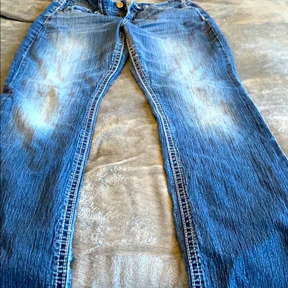 Boot cut jeans